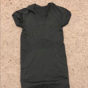 Lululemon shirt